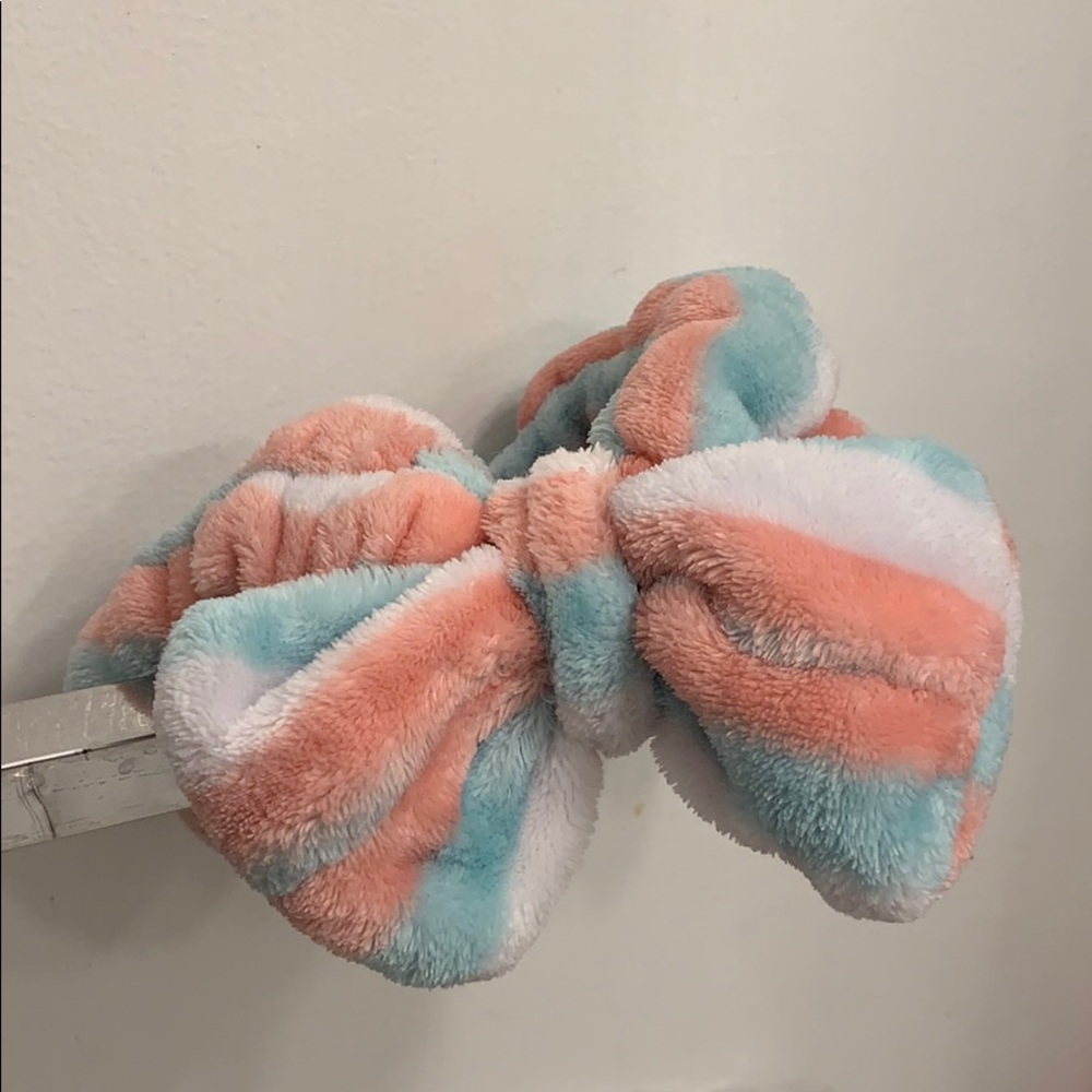 Hair band for washing face